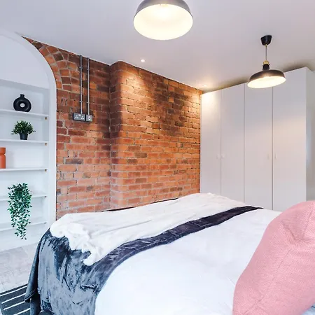 Luxury 2 King Beds In Centre Apartment *