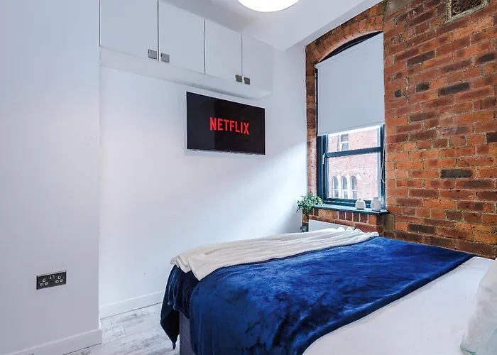 Luxury 2 King Beds In Centre