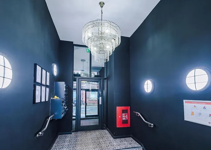 Luxury 2 King Beds In Centre Апартаменти *